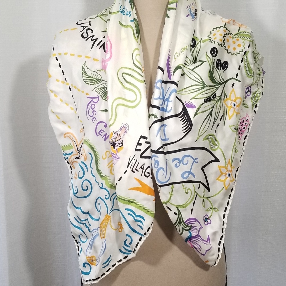 Fragonard Parfumeur silk scarf.  35" x 34"